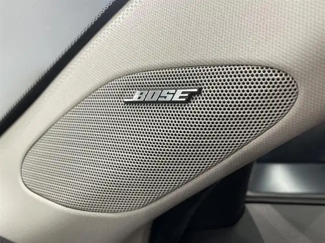 ホンダ ＺＲ－Ｖ ハイブリッド e:HEV Z 愛知県 2023(令5)年 2.2万km ライトブルーⅡ 純正9インチナビ/（Bluetooth/AM/FM/フルセグTV/スマートフォン連携）/BOSEサウンド/ホンダセンシング/　-衝突軽減ブレーキ/　-誤発進抑制機能/　-車線維持支援システム/　-標識認識機能/アラウンドビューモニター/レーダークルーズコントロール/ビルトインETC2.0/シートヒーター/コーナーセンサー/電動リアゲート/LEDヘッドライト/ドライブレコーダー/ワイヤレス充電/スマートキー/純正18インチAW