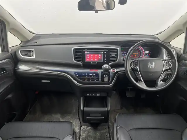 ホンダ オデッセイ アブソルート EX 大分県 2013(平25)年 10万km プレミアムヴィーナスブラックP Hondaインターナビ＋リンクアップフリー＋ＥＴＣ（ナビ連動）/ マルチビューカメラシステム＋スマートパーキングアシストシステム/ リアエンターテインメントシステム/リア左側パワースライドドア＋スライドドアイージークローザー/リア右側パワースライドドア＋スライドドアイージークローザー/LEDアウターウエルカムライト（リアドア＜左右＞）/２列目プレミアムクレイドルシート/コンフォートビューパッケージ/Hondaスマートキーシステム＋プッシュエンジンスタート／ストップスイッチ/トリプルゾーンコントロール・フルオートエアコンディショナー/運転席8ウェイパワーシート/ＬＥＤヘッドライト/ＬＥＤルームランプ/あんしんパッケージ/18インチアルミホイール/ 	ＡＣＣ＋ＣＭＢＳ