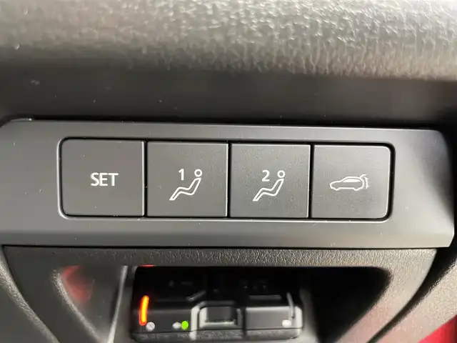 マツダ ＣＸ－３０ XD Lパッケージ 富山県 2020(令2)年 3.6万km ソウルレッドクリスタルM ワンオーナー/純正ナビ（AM/FM/CD/DVD/USB/BT/HDMI）/フルセグTV/BOSEサウンドシステム/アラウンドビューモニター/アクティブドライビングディスプレイ/スマートブレーキサポート/アダプティブクルーズコントロール/レーンキープアシスト/ブラインドスポットモニター/オートマチックハイビーム/LEDヘッドライト/クリアランスソナー/電動リアゲート/レザーシート/前席シートヒーター/ステアリングヒーター/ETC/ドライブレコーダー前後/パドルシフト/スマートキー×２/プッシュスタート/純正18インチAW/純正フロアマット/取扱説明書/保証書