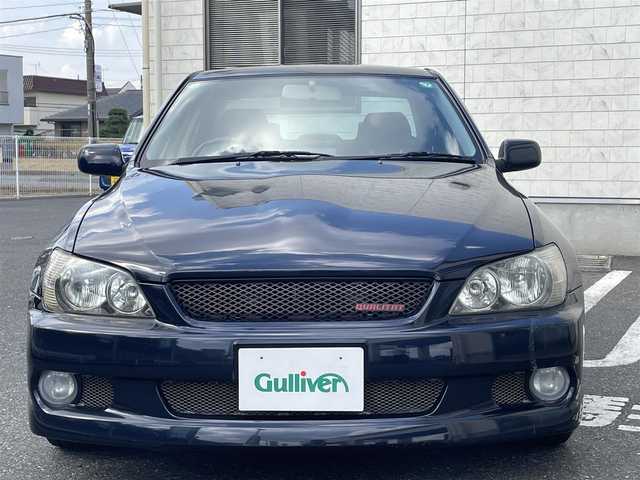 トヨタ アルテッツァ クオリタート 埼玉県 2000(平12)年 3万km ブルーマイカ ワンオーナー/サンルーフ/クオリタート専用エアロ/クオリタート専用17インチアルミホイール/クオリタート専用スポーツマフラー/（FUJITSUBO）/純正フロアマット/ドアバイザー/リモコンキー