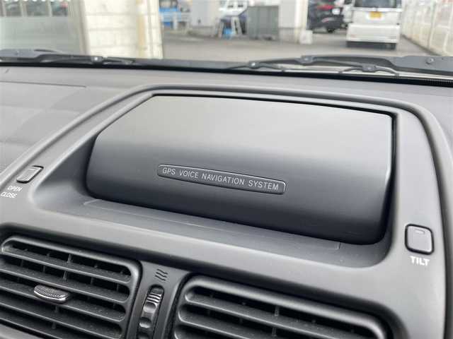 トヨタ アルテッツァ クオリタート 埼玉県 2000(平12)年 3万km ブルーマイカ ワンオーナー/サンルーフ/クオリタート専用エアロ/クオリタート専用17インチアルミホイール/クオリタート専用スポーツマフラー/（FUJITSUBO）/純正フロアマット/ドアバイザー/リモコンキー