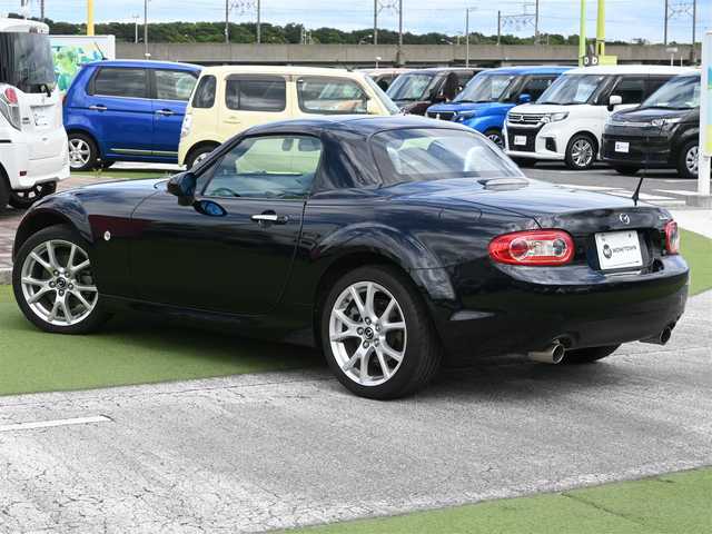 マツダ ロードスター RS RHT 千葉県 2014(平26)年 7.7万km ジェットブラックマイカ RECAROシート/マフラー【マツダスピード】/ハンドル【AUTOEXE】/社外HDDナビ/地デジTV/【DVD/CD再生機能　Bluetooth接続】/バックカメラ/ドライブレコーダー/革巻きステアリング/ETC/HIDヘッドライト/フォグライト/純正17インチアルミホイル/アドバンストキーレスエントリー