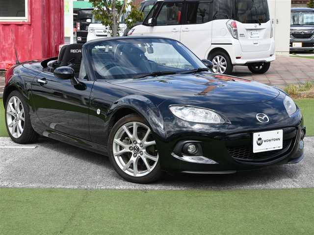 マツダ ロードスター RS RHT 千葉県 2014(平26)年 7.7万km ジェットブラックマイカ RECAROシート/マフラー【マツダスピード】/ハンドル【AUTOEXE】/社外HDDナビ/地デジTV/【DVD/CD再生機能　Bluetooth接続】/バックカメラ/ドライブレコーダー/革巻きステアリング/ETC/HIDヘッドライト/フォグライト/純正17インチアルミホイル/アドバンストキーレスエントリー