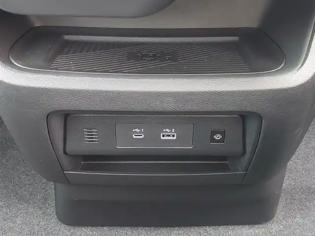 日産 セレナ e－パワー ハイウェイスター V 東京都 2025(令7)年 0.1千km プリズムホワイト 登録済未使用車/純正12.3インチカラーディスプレイ/アラウンドビューモニター/プロパイロット/インテリジェントルームミラー/前後ドライブレコーダー/両側電動スライドドア/ビルトインETC2.0/衝突軽減ブレーキ/レーンキープアシスト/ブラインドスポットモニター/オートマチックハイビーム/コーナーセンサー/置くだけワイヤレス充電器/後席サンシェード/LEDヘッドライト/スマートキー/スペアキー×１