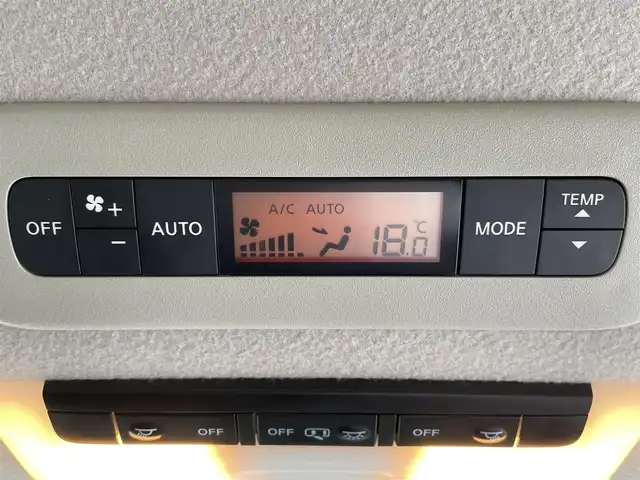 日産 セレナ ハイウェイスターVセレクションⅡ 千葉県 2018(平30)年 6.4万km ブリリアントホワイトパール ワンオーナー/エマージェンシーブレーキ/アラウンドビューモニター/純正9インチSDナビ【MM518D-L】/・CD/DVD/Blu-ray/MSV/Bluetooth/フルセグ/純正フリップダウンモニター/両後ハンズフリーオートスライドドア/インテリジェントルームミラー/パーキングアシスト/プロパイロット/インテリジェントキー/撥水シート/前後コーナーセンサー/純正ドライブレコーダー【DJ4-D】/ETC/純正16インチアルミホイール/純正LEDヘッドライト/フォグランプ/アイドリングストップ/本革巻きステアリング/ドアバイザー/サイド＆カーテンエアバッグ/新車時保証書＆取扱説明書