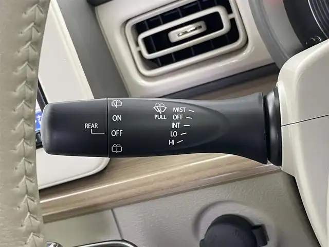 スズキ ラパン X 埼玉県 2015(平27)年 2.4万km フレンチミントパールメタリック 社外ナビ　ＥＴＣ　シートヒーター　オートライト　レーダーブレーキサポート　ＤＣ再生　純正アルミホイール　純正フロアマット　オートエアコン　電動格納ミラー　スマートキー　プッシュスタート　ＬＥＤライト