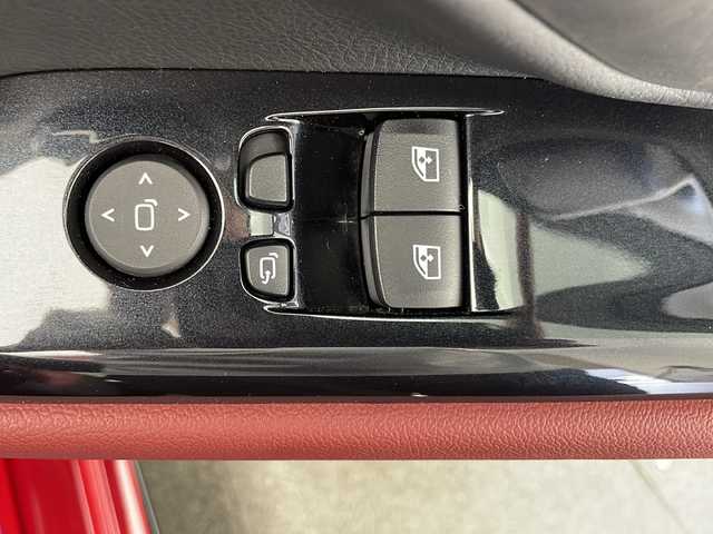 トヨタ スープラ RZ 宮崎県 2020(令2)年 0.5万km 赤 禁煙車/トヨタスープラセーフティ/純正8.8型ディスプレイオーディオナビTV/（ToyotaSupraConnect/Bluetooth/FMAM/フルセグTV）/純正JBLプレミアムサウンドシステム/純正バックカメラ/純正ETC/純正19インチアルミ/純正6眼LEDオートライト/純正スポーツハーフレザーシート/純正フロアマット/8速スポーツシーケンシャルシフトマチック/プリクラッシュセーフティ/アクティブディファレンシャル/アダプティブクルーズコントロール/レーンディパーチャーアラート/リヤクロストラフィックアラート/カラーヘッドアップディスプレイ/ブラインドスポットモニター/クリアランスソナー/電子パーキング/パワーシート/シートヒーター/パドルシフト/デュアルオートエアコン/スマートキー/プッシュエンジンスタート/スペアキー/新車時保証書/取扱い説明書