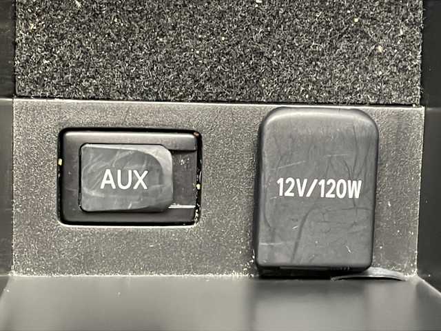 トヨタ プリウス S　LEDエディション 茨城県 2011(平23)年 12.2万km ダークバイオレットマイカメタリック 純正ナビ［NSZT-W61G］　フルセグ再生可　Bluetooth/CD/DVD　純正フロアマット　純正ETC　コーナーセンサー　ドアバイザー　