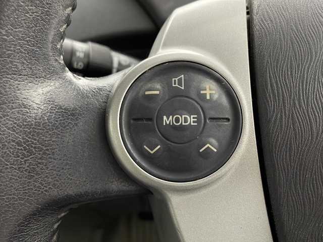 トヨタ プリウス S　LEDエディション 茨城県 2011(平23)年 12.2万km ダークバイオレットマイカメタリック 純正ナビ［NSZT-W61G］　フルセグ再生可　Bluetooth/CD/DVD　純正フロアマット　純正ETC　コーナーセンサー　ドアバイザー　