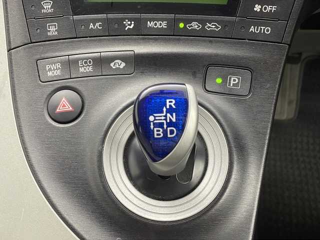 トヨタ プリウス S　LEDエディション 茨城県 2011(平23)年 12.2万km ダークバイオレットマイカメタリック 純正ナビ［NSZT-W61G］　フルセグ再生可　Bluetooth/CD/DVD　純正フロアマット　純正ETC　コーナーセンサー　ドアバイザー　