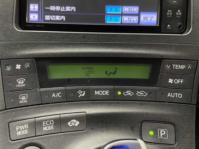 トヨタ プリウス S　LEDエディション 茨城県 2011(平23)年 12.2万km ダークバイオレットマイカメタリック 純正ナビ［NSZT-W61G］　フルセグ再生可　Bluetooth/CD/DVD　純正フロアマット　純正ETC　コーナーセンサー　ドアバイザー　