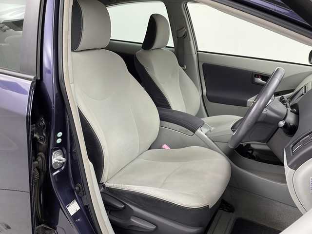 トヨタ プリウス S　LEDエディション 茨城県 2011(平23)年 12.2万km ダークバイオレットマイカメタリック 純正ナビ［NSZT-W61G］　フルセグ再生可　Bluetooth/CD/DVD　純正フロアマット　純正ETC　コーナーセンサー　ドアバイザー　