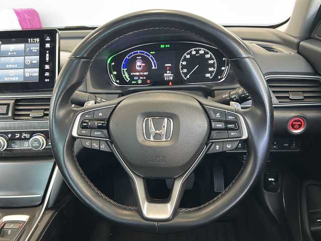 ホンダ アコード EX 栃木県 2021(令3)年 5.5万km ルナシルバーM 純正SDナビ/・Bluetooth CD DVD/・TV ワンセグ/・バックカメラ/電動サンルーフ/ヘッドアップディスプレイ/追従式クルーズコントロール/パワーシート/シートヒーター/レザーシート/衝突被害軽減システム/コーナーセンサー/レーンキープアシスト/LEDヘッドライト/オートライト/ブラインドスポットモニター/盗難防止装置/取扱説明書