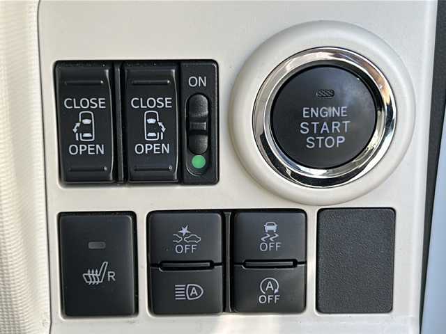 ダイハツ ムーヴ キャンバス G メイクアップ リミテッド　SAⅢ 広島県 2022(令4)年 4.6万km パールホワイトⅢ/ナチュラルベージュマイカメタリック 2トーン 禁煙車/レンタアップ/スマートアシストIII/・衝突軽減/・車線逸脱警報/・オートハイビーム/社外ナビ（MDV-D308BTW）/・Bluetooth/CD/DVD/SD/パノラマモニター/シートヒーター/LEDヘッドライト/フォグランプ/オートライト/ETC