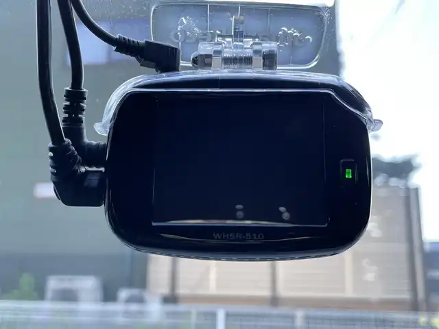 プジョー ２０８ GT ライン 静岡県 2020(令2)年 1.4万km 白 ワンオーナー/ハーフレザーシート/BSM/純正ディスプレイオーディオ/(BT/CarPlay)/衝突被害軽減システム/バックカメラ/ACC/LKA/パーキングアシスト/スマートキー/ETC/ドライブレコーダー/フロアマット/純正17インチアルミホイール/保証書/取説/スペアキー