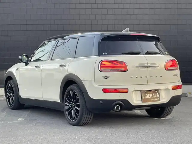 ＭＩＮＩ ＢＭＷ ミニ クラブマン クーパーD 埼玉県 2020(令2)年 3.9万km ペッパー・ホワイト ペッパーパッケージ /ACC /純正ナビ /バックカメラ /コンフォートアクセス /OP純正17インチアルミホイール /PDC /アンビエントライト /インテリジェントセーフティ /パークアシスト /LEDヘッドライト /ミラーETC /フォグランプ