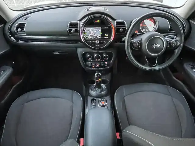 ＭＩＮＩ ＢＭＷ ミニ クラブマン クーパーD 埼玉県 2020(令2)年 3.9万km ペッパー・ホワイト ペッパーパッケージ /ACC /純正ナビ /バックカメラ /コンフォートアクセス /OP純正17インチアルミホイール /PDC /アンビエントライト /インテリジェントセーフティ /パークアシスト /LEDヘッドライト /ミラーETC /フォグランプ