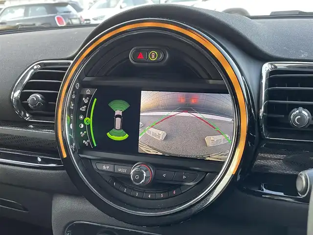 ＭＩＮＩ ＢＭＷ ミニ クラブマン クーパーD 埼玉県 2020(令2)年 3.9万km ペッパー・ホワイト ペッパーパッケージ /ACC /純正ナビ /バックカメラ /コンフォートアクセス /OP純正17インチアルミホイール /PDC /アンビエントライト /インテリジェントセーフティ /パークアシスト /LEDヘッドライト /ミラーETC /フォグランプ