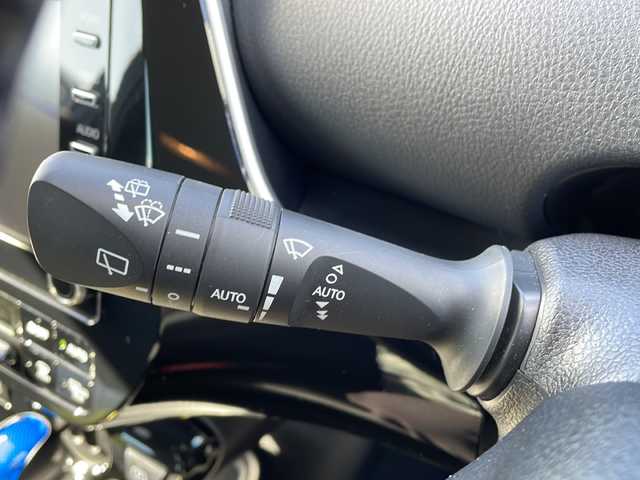 トヨタ プリウス SセーフティプラスⅡ 岩手県 2021(令3)年 5.2万km プラチナホワイトパールマイカ プリクラッシュセーフティ/純正ナビ/Bluetooth/パノラミックビューモニター/レーダークルーズコントロール/ETC/LEDヘッドライト/LEDフォグ/オートライト/クリアランスソナー/ドライブレコーダー/BSM/革巻きステアリング/ステアリングスイッチ/スマートキー/取扱説明書/保証書