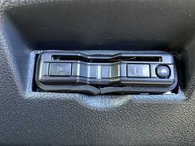 トヨタ プリウス SセーフティプラスⅡ 岩手県 2021(令3)年 5.2万km プラチナホワイトパールマイカ プリクラッシュセーフティ/純正ナビ/Bluetooth/パノラミックビューモニター/レーダークルーズコントロール/ETC/LEDヘッドライト/LEDフォグ/オートライト/クリアランスソナー/ドライブレコーダー/BSM/革巻きステアリング/ステアリングスイッチ/スマートキー/取扱説明書/保証書