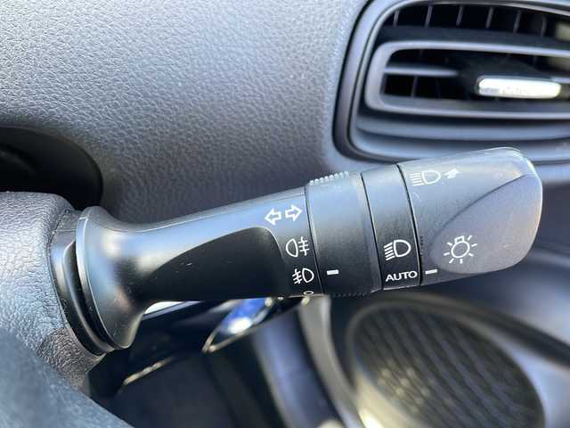 トヨタ プリウス SセーフティプラスⅡ 岩手県 2021(令3)年 5.2万km プラチナホワイトパールマイカ プリクラッシュセーフティ/純正ナビ/Bluetooth/パノラミックビューモニター/レーダークルーズコントロール/ETC/LEDヘッドライト/LEDフォグ/オートライト/クリアランスソナー/ドライブレコーダー/BSM/革巻きステアリング/ステアリングスイッチ/スマートキー/取扱説明書/保証書