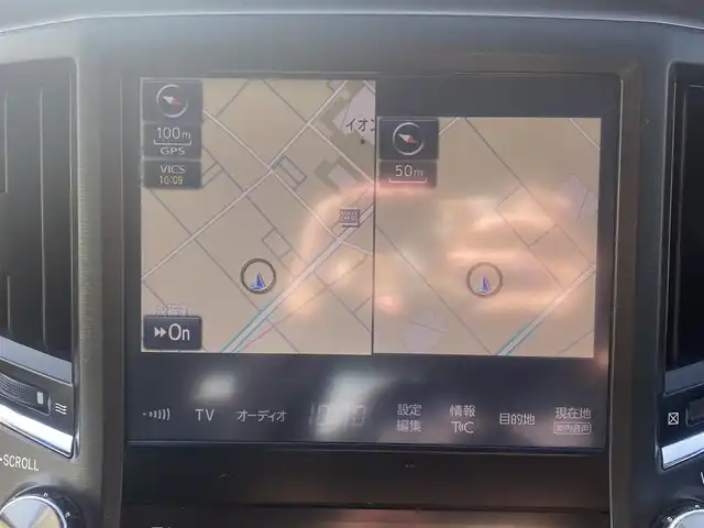 トヨタ クラウン ハイブリッド アスリートG 熊本県 2016(平28)年 5.6万km ホワイトパールクリスタルシャイン 純正ナビ/・AM/FM/CD/DVD/BD/SD/AUX/USB/BT/・フルセグTV/バックカメラ/クリアランスソナー/ブラインドスポットモニター/車両接近通報装置/横滑り防止機能/前後コーナーセンサー/革巻きステアリング/・ステアリングリモコン/オートライト/・LEDライト/・フォグランプ/レザーシート/・D/N席パワーシート/・D/N席シートヒーター/・D/N席エアシート/・D席シートメモリー/電動格納ミラー/・ウィンカーミラー/ビルトインETC/純正フロアマット/純正アルミホイール/スマートキー/・スペアキー/・カードキー