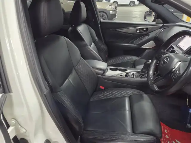 日産 スカイライン 400R 長崎県 2020(令2)年 9万km ブリリアントホワイトパール ワンオーナー/サンルーフ/BOSEパフォーマンスサウンド/純正8型ナビ/フルセグTV/アラウンドビューモニター/ビルトインETC/前後ドライブレコーダー/レーダークルーズコントロール/フロント/バックソナー/全方位運転支援システム/・衝突被害軽減ブレーキ/・車線逸脱防止支援システム/・車間距離維持支援システム/・前後誤発進抑制機能/ツインターボ/LEDヘッドランプ/革巻きステアリング/パドルシフト/ブラック革シート/前席パワーシート/純正19インチアルミホイール/レッドブレーキキャリパー/スマートキー/プッシュエンジンスターター/禁煙車