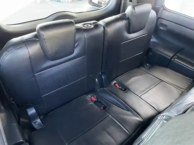 トヨタ ノア Si ダブルバイビーⅡ 東京都 2019(令1)年 5万km ホワイトパールクリスタルシャイン 純正大型ナビ/(CD/DVD/フルセグ/BT/USB)/純正後席モニター/バックカメラ/両側電動スライドドア/前方ドライブレコーダー/ビルトインＥＴＣ/クルーズコントロール/衝突軽減ブレーキ/コーナーセンサー（前/後）/レーンキープアシスト/ＬＥＤヘッドライト/オートハイビーム/フォグランプ/純正フロアマット/純正サイドバイザー/レーダー探知機/シートカバー/スマートキ