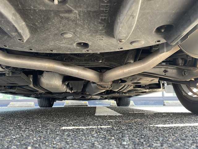 トヨタ クラウン マジェスタ Fバージョン 福岡県 2016(平28)年 6.1万km ブラック 純正ナビ/フルセグTV/Bluetooth/CD/DVD再生機能有/後席社外モニター/本革シート/シートヒーター/エアシート/追従付きクルーズコントロール/純正１７インチアルミホイール/ブラインドスポットモニター/コーナーセンサー/ドライブレコーダー/LEDヘッドライト/フォグライト