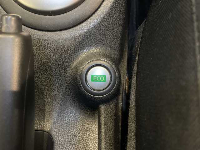 日産 ノート X DIG－S エアロスタイル 秋田県 2013(平25)年 10万km ダークメタルグレー 純正SDナビ　MM113DーW/Bluetooth　DTV　CD　SD　USB　ラジオ/バックカメラ/ETC/社外エンジンスターター/アイドリングストップ/フォグランプ/電動格納ミラー/ヘッドライトレベライザー/フロアマット/ドアバイザー