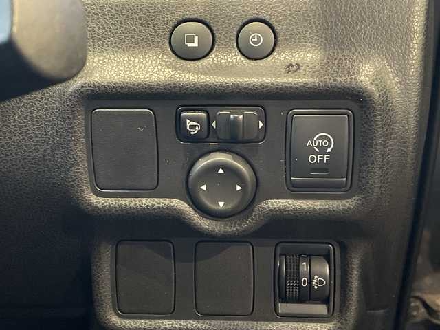 日産 ノート X DIG－S エアロスタイル 秋田県 2013(平25)年 10万km ダークメタルグレー 純正SDナビ　MM113DーW/Bluetooth　DTV　CD　SD　USB　ラジオ/バックカメラ/ETC/社外エンジンスターター/アイドリングストップ/フォグランプ/電動格納ミラー/ヘッドライトレベライザー/フロアマット/ドアバイザー