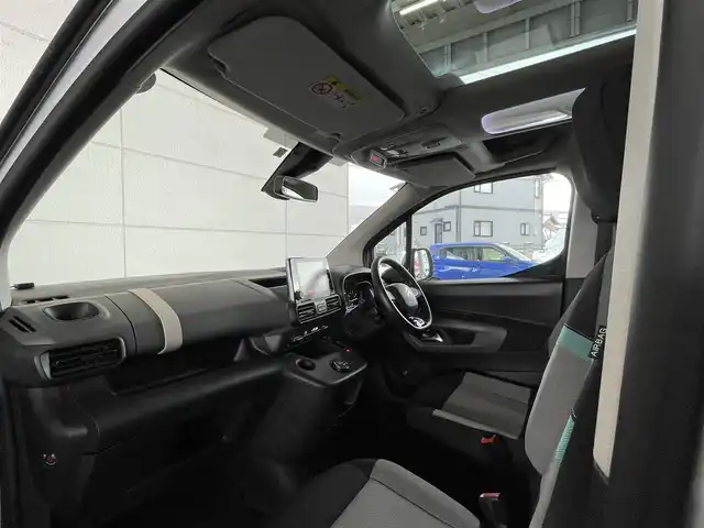 シトロエン ベルランゴ デビューエディション 山形県 2020(令2)年 3.2万km ブランバンキーズ デビューエディション/アクティブセーフティ/衝突軽減ブレーキACC/レーンアシスト /ブラインドスポット/パノラマガラスルーフ /ディスプレイオーディオBluetooth CarPlay対応/バックカメラ　/LEDヘッドライト/オートハイビーム/ルーフレール/アンビエンスライト/ETC