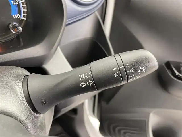 日産 デイズ ハイウェイスターX 群馬県 2020(令2)年 5.7万km プレミアムサンシャインオレンジメタリック/シルキーホワイト 純正9インチナビ/・AM/FM/CD/DVD/SD/Bluetooth/フルセグTV/アラウンドビューモニター/エマージェンシーブレーキ/車線逸脱警報システム/ETC/アイドリングストップ/プッシュスタート/スマートキー/ステアリングスイッチ