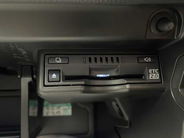 レクサス ＵＸ 250h Fスポーツ 栃木県 2019(平31)年 4万km グラファイトブラックガラスフレーク 純正SDナビ/フルセグTV/CD/DVD/Bluetooth/AM/FM/AUX/三眼LEDヘッドライト/オートマチックハイビーム/ETC２．０/衝突軽減システム/レーダークルーズコントロール/ブラインドスポットモニター/レーンキープアシスト/電動リアゲート/前席シートヒーター/ステアリングヒーター/パワーシート/コーナーセンサー/純正アルミホイール/ステアリングスイッチ/スマートキー/プッシュスタート