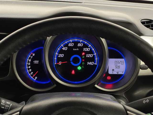 ホンダ Ｎ ＢＯＸ スラッシュ X 三重県 2015(平27)年 5.6万km ミラノレッド ガソリン/FF/インパネCVT/純正 8インチナビ VRM-165VFEi/（FM/AM/CD/DVD/Music Rack/USB/iPod/SD/Bluetooth/TV/HDMI/VTR/AUX）/バックカメラ/サウンドマッピングシステム/ドライブレコーダー 前方/ETC/安全/・近距離衝突軽減ブレーキ（CTBA：シティブレーキアクティブシステム）/・VSA（ABS、TCS、横すべり抑制）/・サイド＆カーテンエアバッグシステム/装備/・シートヒーター（D/N）/・ステアリングヒーター/・モード切替ステアリング/・クルーズコントロール/・オートライト/・ディスチャージヘッドライト（HID）/・ステアリングスイッチ/・ワイヤレス充電器/・オートエアコン/・電動格納ドアミラー/・プッシュスタート/・スマートキーx2/・保/取/ナビ取/など