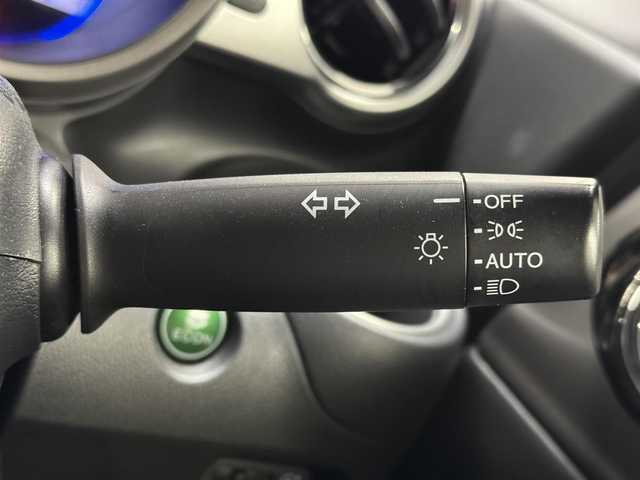 ホンダ Ｎ ＢＯＸ スラッシュ X 三重県 2015(平27)年 5.6万km ミラノレッド ガソリン/FF/インパネCVT/純正 8インチナビ VRM-165VFEi/（FM/AM/CD/DVD/Music Rack/USB/iPod/SD/Bluetooth/TV/HDMI/VTR/AUX）/バックカメラ/サウンドマッピングシステム/ドライブレコーダー 前方/ETC/安全/・近距離衝突軽減ブレーキ（CTBA：シティブレーキアクティブシステム）/・VSA（ABS、TCS、横すべり抑制）/・サイド＆カーテンエアバッグシステム/装備/・シートヒーター（D/N）/・ステアリングヒーター/・モード切替ステアリング/・クルーズコントロール/・オートライト/・ディスチャージヘッドライト（HID）/・ステアリングスイッチ/・ワイヤレス充電器/・オートエアコン/・電動格納ドアミラー/・プッシュスタート/・スマートキーx2/・保/取/ナビ取/など