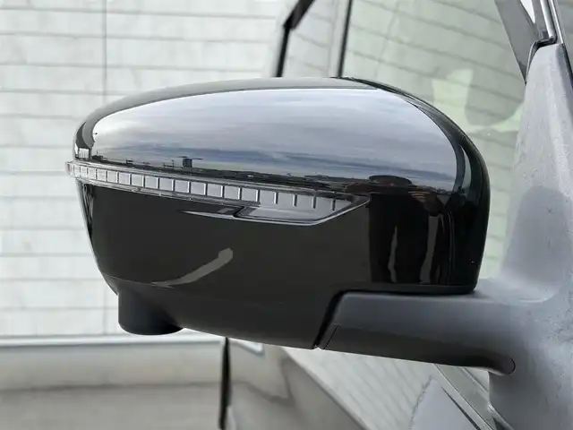 日産 セレナ e－パワー ハイウェイスター V 福岡県 2021(令3)年 4.3万km ダイヤモンドブラック 純正10型SDナビ(フルセグTV/CD/DVD/BT)アラウンドビューモニタープロパイロットエマージェンシーブレーキコーナーセンサーBSM両側パワスラドラレコETCインテリジェントルームミラーUSBポート純正LEDヘッドライト純正16インチアルミホイール純正フロアマット