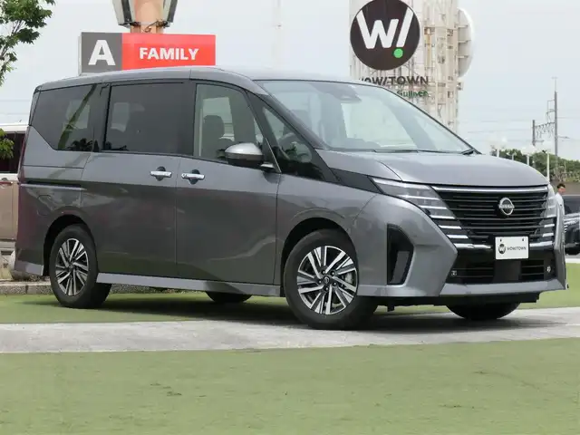 日産 セレナ ハイウェイスター V 千葉県 2023(令5)年 2.3万km ダークメタルグレー エマージェンシーブレーキ/プロパイロット/インテリジェントクルーズコントロール/インテリジェントルームミラー/ハンズフリー両側パワースライドドア/純正コネクトナビ/地デジTV/【Bluetooth接続】/アラウンドビューモニター/革巻きステアリング/ステアリングスイッチ/パドルシフト/ETC/LEDヘッドライト/フォグライト/ウインカーミラー/コーナーセンサー/純正16インチアルミホイル/サイド/カーテンエアバッグ/インテリジェントキー