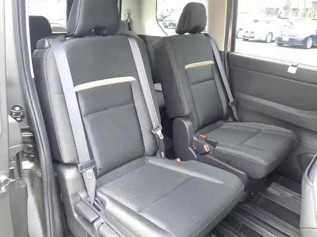 日産 セレナ ハイウェイスター V 千葉県 2023(令5)年 2.3万km ダークメタルグレー エマージェンシーブレーキ/プロパイロット/インテリジェントクルーズコントロール/インテリジェントルームミラー/ハンズフリー両側パワースライドドア/純正コネクトナビ/地デジTV/【Bluetooth接続】/アラウンドビューモニター/革巻きステアリング/ステアリングスイッチ/パドルシフト/ETC/LEDヘッドライト/フォグライト/ウインカーミラー/コーナーセンサー/純正16インチアルミホイル/サイド/カーテンエアバッグ/インテリジェントキー