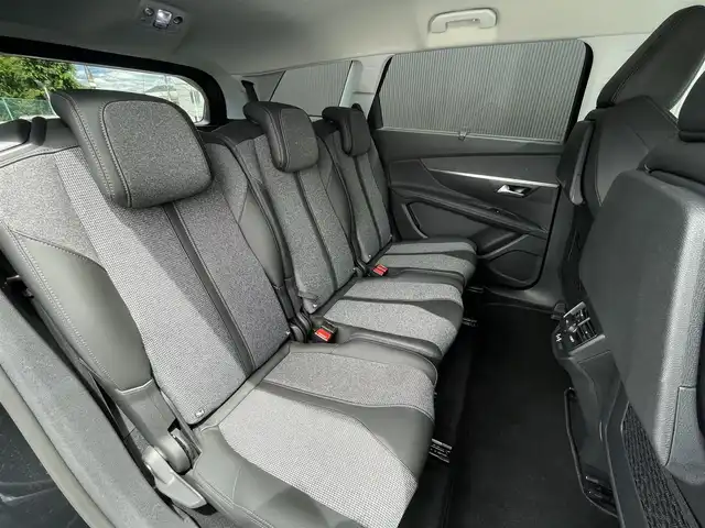 プジョー ５００８ アリュール 長野県 2018(平30)年 2.6万km 黒 純正ナビＴＶ　/ハーフレザーシート　/純正１８ＡＷ　/Ｂ／Ｓカメラ　/ＬＫＡ　/ＢＳＭ　/ＬＥＤヘッドライト　/ＥＴＣ　/Ｐバックドア