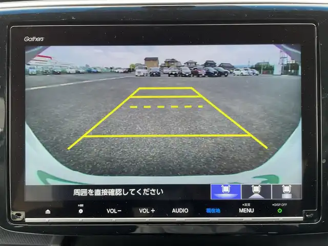 ホンダ ステップワゴン スパーダ ホンダセンシング 熊本県 2020(令2)年 5.6万km プラチナホワイトパール 純正SDナビ/・AM/FM/CD/DVD/SD/BT/・AppleCarPlay/・フルセグTV/バックカメラ/ホンダセンシング/・アダプティブクルーズコントロール/・車線維持支援システム/・標識認識機能/・先行車発進お知らせ機能/・路外逸脱抑制機能/・衝突軽減ブレーキ/オートライト/・LEDライト/・フォグランプ/革巻きステアリング/・ステアリングリモコン/・パドルシフト/電動格納ミラー/・ウィンカーミラー/テレビキャンセラー/純正フロアマット/純正アルミホイール/スマートキー