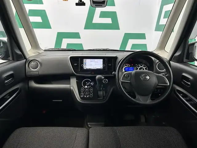 日産 デイズ ルークス ハイウェイスターX Gパッケージ 鹿児島県 2019(令1)年 5.9万km アッシュブラウンM 純正フリップダウンモニター/インテリジェントアラウンドビューモニター/エマージェンシーブレーキ/踏み間違い衝突防止アシスト（前進時）/エマージェンシーストップシグナル/アイドリングストップ/純正SDナビ/（CD/DVD/フルセグ/BT/FM/AM/SD）/純正ナビ連動前方ドライブレコーダー/両側パワースライドドア/革巻きステアリング/ステアリングリモコン/純正LEDヘッドライト/フロントフォグランプ/オートライト/ハイビームアシスト/フロント&バックソナー/社外15インチアルミ/ダウンサス/純正フロアマット