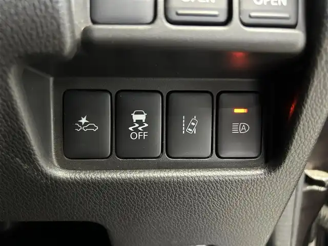日産 デイズ ルークス ハイウェイスターX Gパッケージ 鹿児島県 2019(令1)年 5.9万km アッシュブラウンM 純正フリップダウンモニター/インテリジェントアラウンドビューモニター/エマージェンシーブレーキ/踏み間違い衝突防止アシスト（前進時）/エマージェンシーストップシグナル/アイドリングストップ/純正SDナビ/（CD/DVD/フルセグ/BT/FM/AM/SD）/純正ナビ連動前方ドライブレコーダー/両側パワースライドドア/革巻きステアリング/ステアリングリモコン/純正LEDヘッドライト/フロントフォグランプ/オートライト/ハイビームアシスト/フロント&バックソナー/社外15インチアルミ/ダウンサス/純正フロアマット