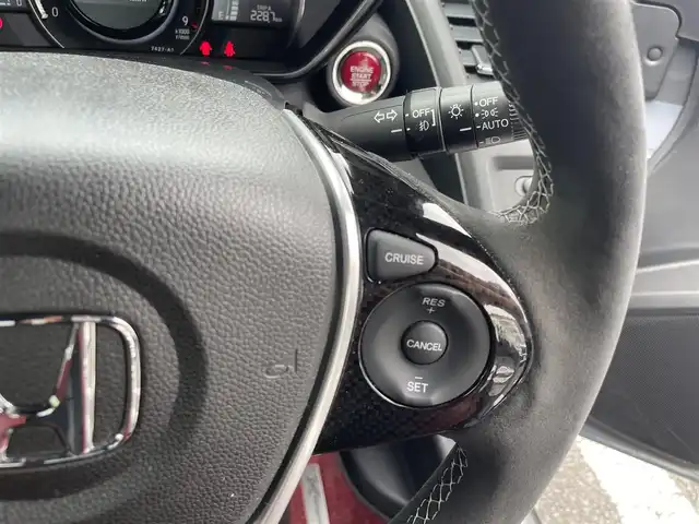 ホンダ Ｓ６６０ モデューロX バージョンZ 大分県 2021(令3)年 1.6万km ソニックグレーパール ワンオーナー/Spoonマフラー/赤黒ハーフレザーシート/純正オンダッシュナビ VXU-192SSi/【ワンセグ/BTオーディオ/USB】/バックカメラ/純正アルミホイール (F:15インチ R:16インチ)/シティブレーキアクティブシステム/クルーズコントロール/純正5段階減衰力調整機構付サスペンション/アクティブスポイラー/ボルドーレッドロールトップ/ブラックエンブレム/カーボン調インテリアパネル/ドアライニングパネル/シートセンターバッグ/前後2カメラREC機能付デジタルインナーミラー/イルミネーション付スカッフプレート/ETC/LEDヘッドライト/LEDフォグランプ/オートライト/赤レザー&アルカンターラコンビステアリング/ステアリングスイッチ/チルトステアリング/シートヒーター/ウインカーミラー/横滑り防止装置/フロアマット/電動調整ミラー/サイド&Wエアバッグ/電子制御制動力配分システム付ABS/スマートキー×2/保証書/車両取説/ナビ取説