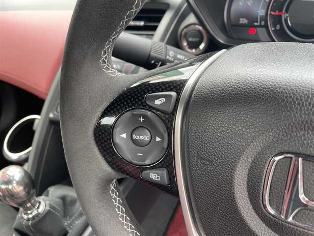 ホンダ Ｓ６６０ モデューロX バージョンZ 大分県 2021(令3)年 1.6万km ソニックグレーパール ワンオーナー/Spoonマフラー/赤黒ハーフレザーシート/純正オンダッシュナビ VXU-192SSi/【ワンセグ/BTオーディオ/USB】/バックカメラ/純正アルミホイール (F:15インチ R:16インチ)/シティブレーキアクティブシステム/クルーズコントロール/純正5段階減衰力調整機構付サスペンション/アクティブスポイラー/ボルドーレッドロールトップ/ブラックエンブレム/カーボン調インテリアパネル/ドアライニングパネル/シートセンターバッグ/前後2カメラREC機能付デジタルインナーミラー/イルミネーション付スカッフプレート/ETC/LEDヘッドライト/LEDフォグランプ/オートライト/赤レザー&アルカンターラコンビステアリング/ステアリングスイッチ/チルトステアリング/シートヒーター/ウインカーミラー/横滑り防止装置/フロアマット/電動調整ミラー/サイド&Wエアバッグ/電子制御制動力配分システム付ABS/スマートキー×2/保証書/車両取説/ナビ取説