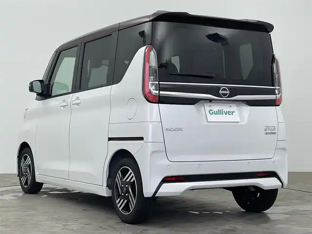 日産 ルークス ハイウェイスター X 大分県 2023(令5)年 1.4万km パールⅡ エマージェンシーブレーキ/車線逸脱警報/アラウンドビューモニター/社外ナビ　型式：CN-E330D/【ワンセグTV、CD、BT対応】/リアサーキュレーター/左側パワースライドドア/プッシュスタート/フロアマット/ETC/アイドリングストップ/横滑り防止装置/電動格納ミラー/オートライト/LEDヘッドライト/フォグランプ/純正14インチアルミホイール