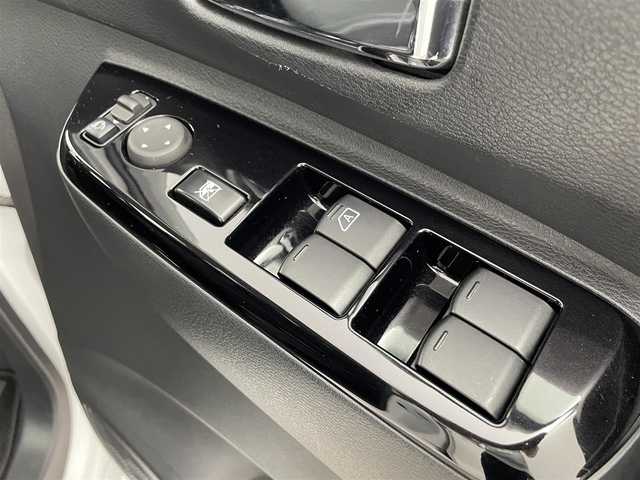日産 ルークス ハイウェイスター X 大分県 2023(令5)年 1.4万km パールⅡ エマージェンシーブレーキ/車線逸脱警報/アラウンドビューモニター/社外ナビ　型式：CN-E330D/【ワンセグTV、CD、BT対応】/リアサーキュレーター/左側パワースライドドア/プッシュスタート/フロアマット/ETC/アイドリングストップ/横滑り防止装置/電動格納ミラー/オートライト/LEDヘッドライト/フォグランプ/純正14インチアルミホイール
