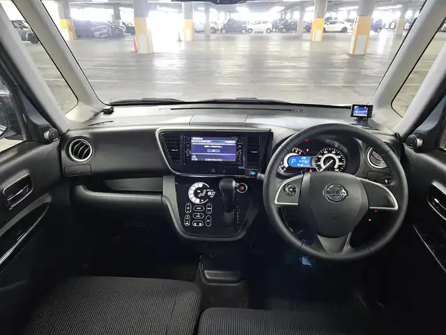 日産 デイズ ルークス ハイウェイスターX 愛媛県 2020(令2)年 7.3万km ホワイトパール 純正ナビ(Bluetooth/CD/DVD)/フルセグTV/助手席側パワースライドドア/アラウンドビューモニター/ビルトインETC/ドライブレコーダー/ソナー機能/インテリジェントエマージェンシーブレーキ/踏み間違い防止アシスト/車線逸脱警報/ビークルダイナミクスコントロール/LEDヘッドランプ/オートライト/ハイビームアシスト/オートエアコン/本革巻きステアリング/ステアリングスイッチ/純正14インチアルミホイール/インテリジェントキー/プッシュエンジンスターター/イモビライザー/禁煙車