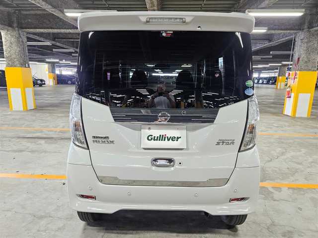 日産 デイズ ルークス ハイウェイスターX 愛媛県 2020(令2)年 7.3万km ホワイトパール 純正ナビ(Bluetooth/CD/DVD)/フルセグTV/助手席側パワースライドドア/アラウンドビューモニター/ビルトインETC/ドライブレコーダー/ソナー機能/インテリジェントエマージェンシーブレーキ/踏み間違い防止アシスト/車線逸脱警報/ビークルダイナミクスコントロール/LEDヘッドランプ/オートライト/ハイビームアシスト/オートエアコン/本革巻きステアリング/ステアリングスイッチ/純正14インチアルミホイール/インテリジェントキー/プッシュエンジンスターター/イモビライザー/禁煙車