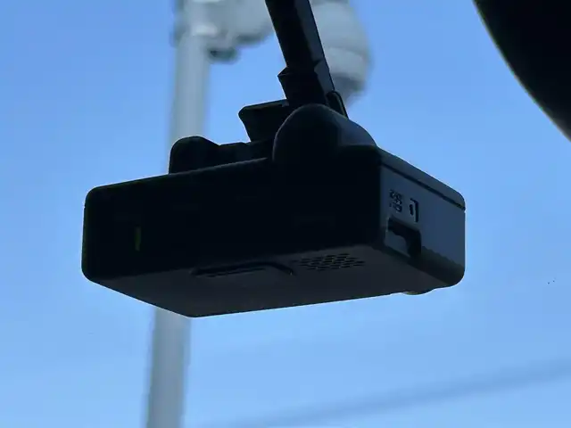日産 デイズ ルークス ハイウェイスターX 愛媛県 2020(令2)年 7.3万km ホワイトパール 禁煙車/登録時走行距離：72365km/純正ナビ/Bluetooth/CD/DVD/フルセグTV/助手席側パワースライドドア/アラウンドビューモニター/ETC/ドライブレコーダー/レーンキープアシスト/LEDヘッドランプ/オートライト/ハイビームアシスト/オートエアコン/本革巻きステアリング/純正アルミホイール/エンジンスタートボタン